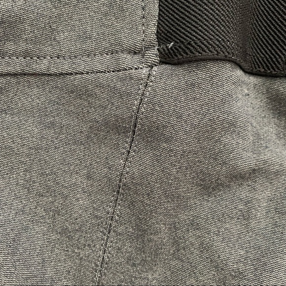 Active USA Gray Leggings - Picture 4 of 5